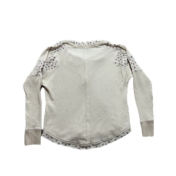 Free People Top Women’s Size XS Ivory Heart to Heart Floral Muslin Slouch Henley - Picture 10 of 10